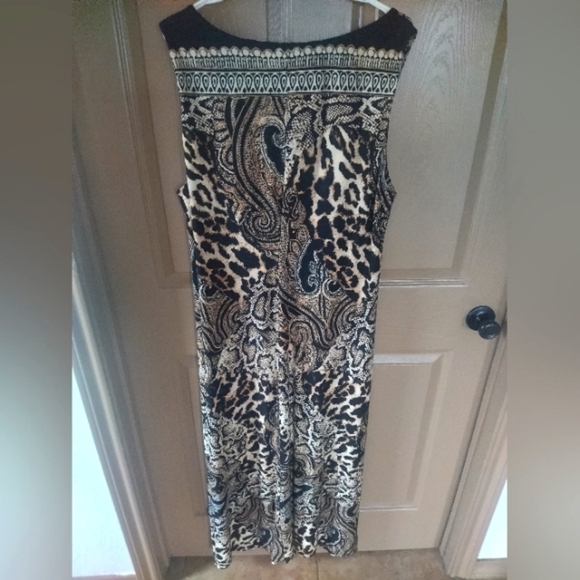 NWOT Plus Size Ladies Dress - Picture 2 of 10